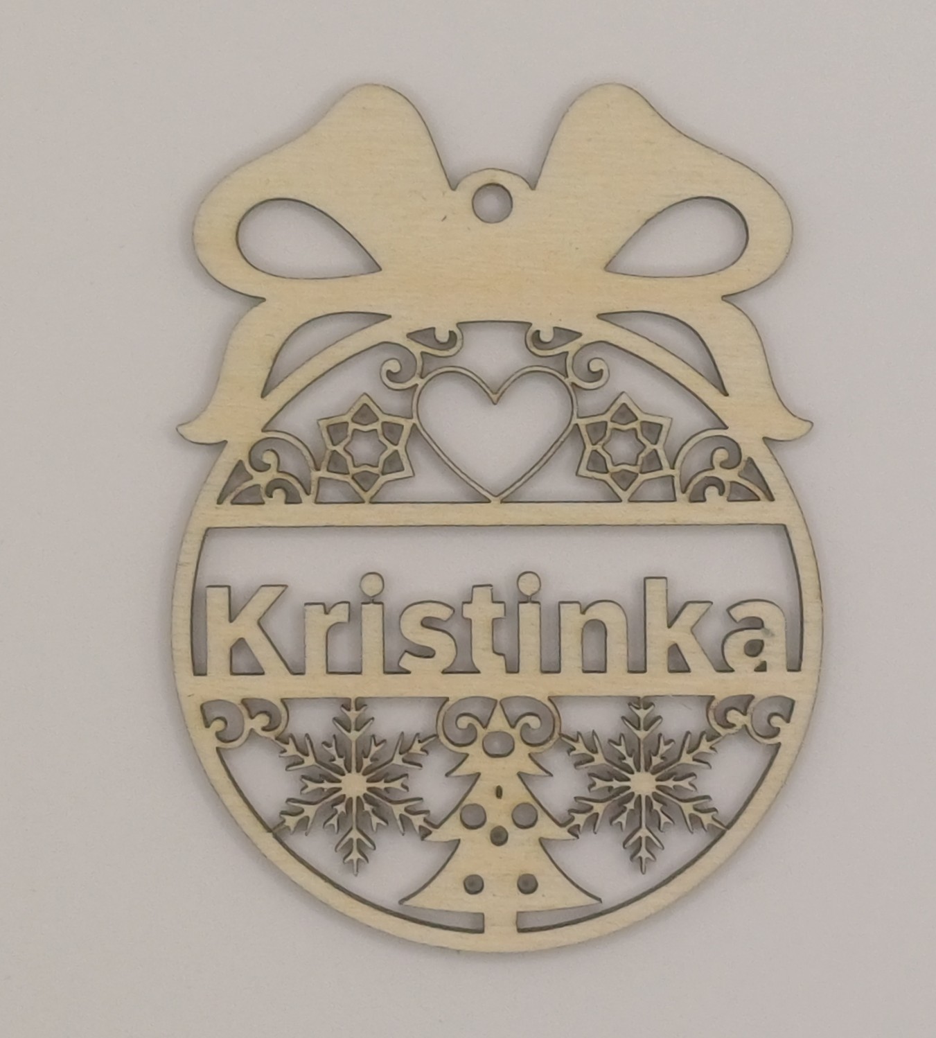 Dřevěná vánoční ozdoba se jménem – personalizované (12 cm)