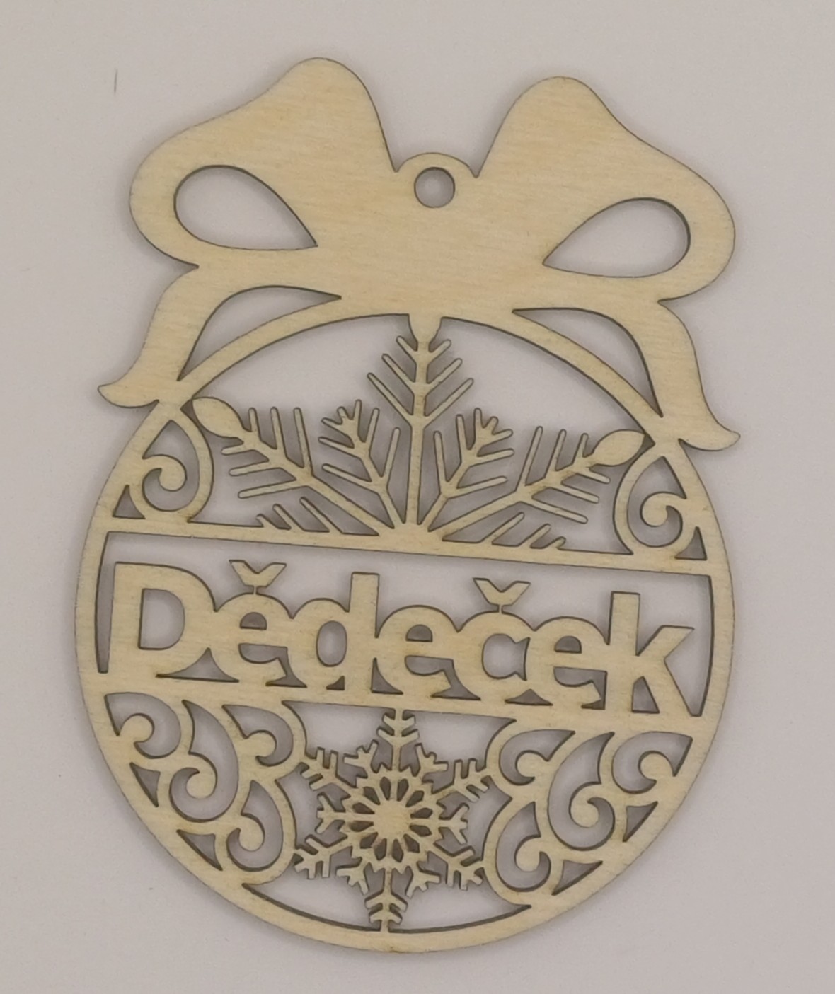 Dřevěná vánoční ozdoba se jménem – personalizované (12 cm)